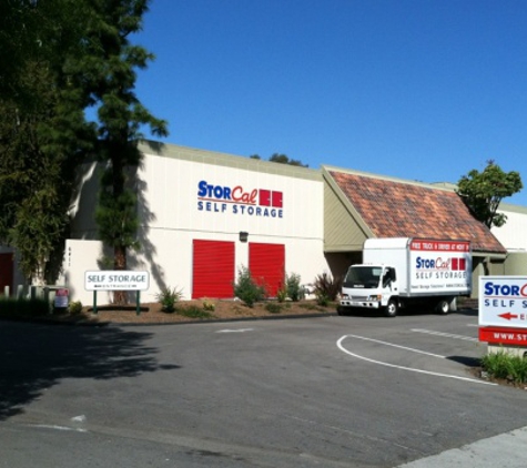 StorCal Self Storage - Woodland Hills, CA