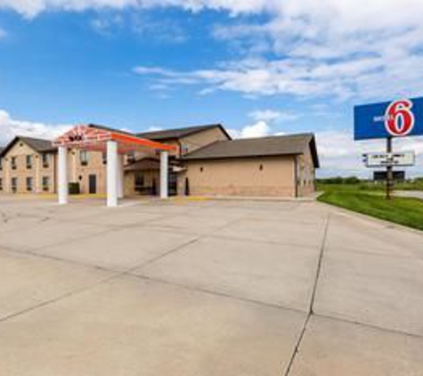 Motel 6 - Percival, IA