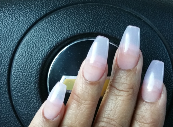 Hyde Park Nails - Cincinnati, OH