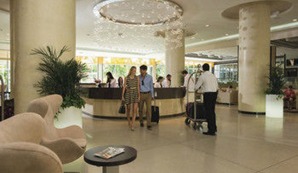 Hotel Riu Plaza Miami Beach - Miami Beach, FL