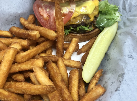 Louie's Char Dogs & Butter Burgers - Milwaukee, WI