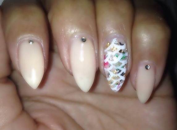 Tailored Nails - Charlotte, NC