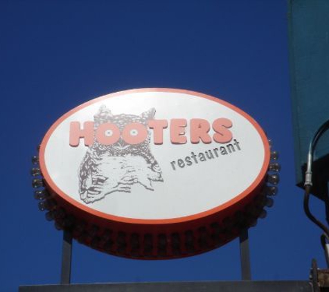 Hooters - Gastonia, NC