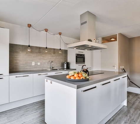 Dean & Eliana's Home Maintenance - Greensborough, VIC
