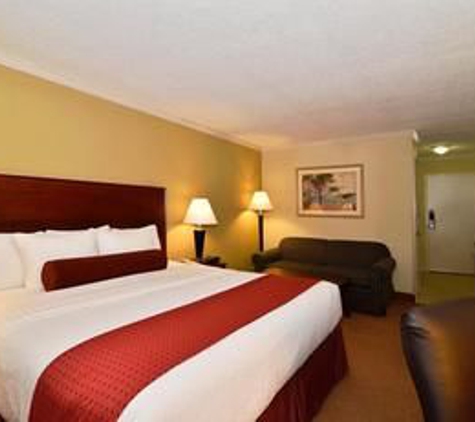 Best Western Plus Morristown Conference Center Hotel - Morristown, TN