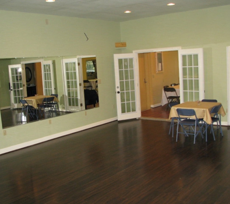 Country Bootleggers Dance Studio - Yorktown, VA