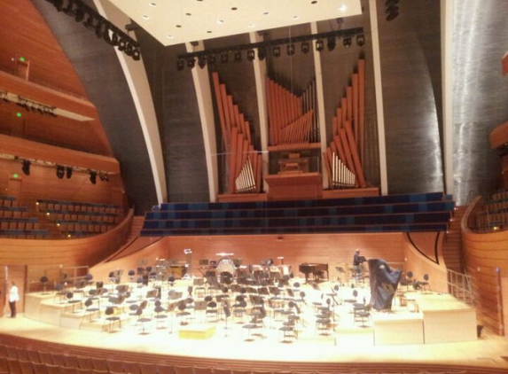 Kauffman Center for the Performing Arts - Kansas City, MO