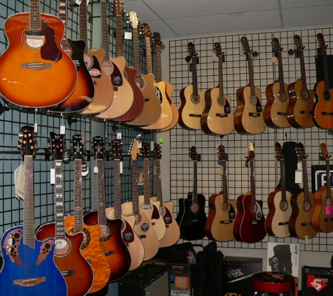 Locals Guitars & Music - Apex, NC