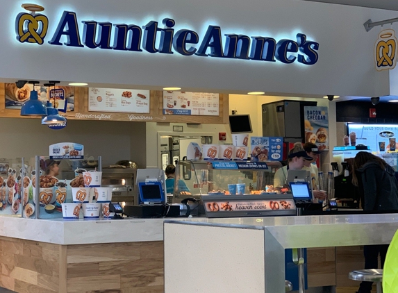 Auntie Anne's - Niagara Falls, NY
