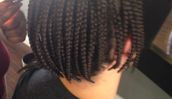 Adjo African hair braiding and weaving - Sacramento, CA