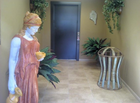 Tuscany Village Salons Quattro - Pearland, TX