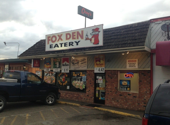 Fox Den Eatery - Roseburg, OR