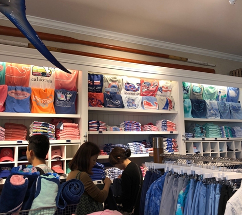 Vineyard Vines - Palo Alto, CA