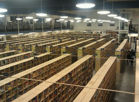 McKay Used Books & CD's - Chattanooga, TN