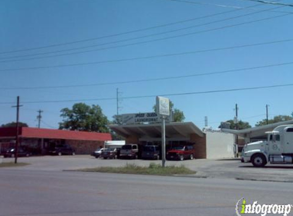 Speed Queen Coin Laundry - Seguin, TX