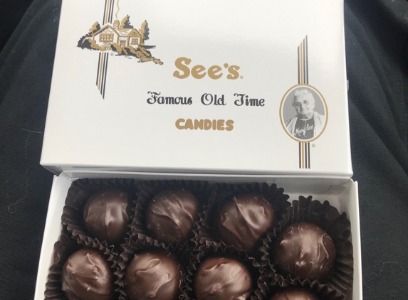 See's Candies - Windsor, CA