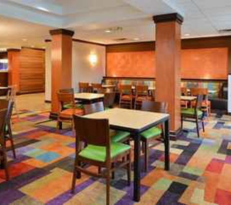 Fairfield Inn & Suites - Avon, OH