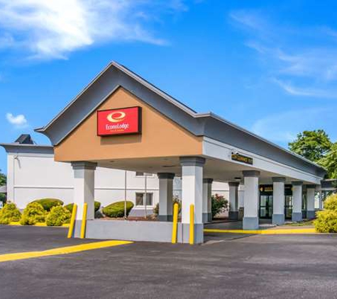 Econo Lodge - Chambersburg, PA