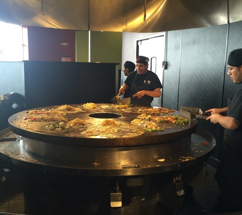 HuHot Mongolian Grill - Rochester, MN