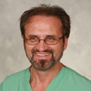Dr. Mazzini Bueno, MD - Physicians & Surgeons, Nuclear Medicine