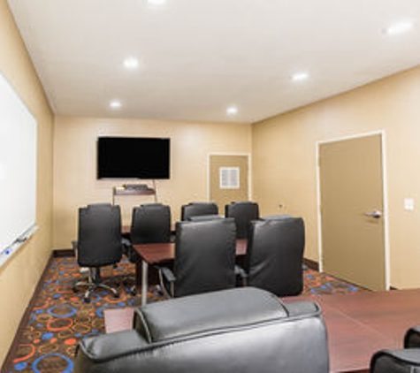 Econo Lodge Inn & Suites East Houston I-10 - Houston, TX