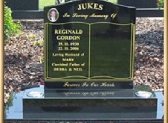 Ballarat Memorials - Canadian, VIC