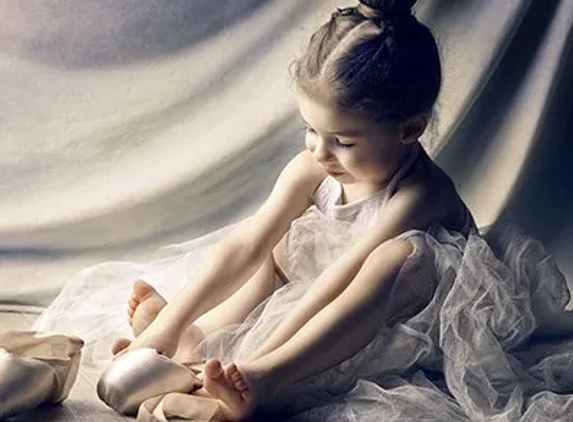 Costume & Ballet Centre - Mount Hawthorn, WA