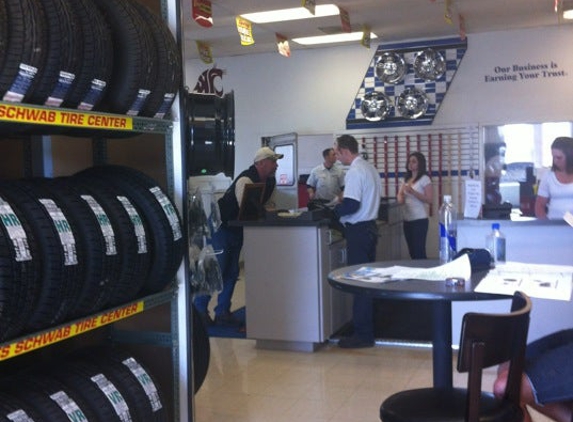 Les Schwab Tire Center - Pullman, WA