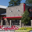 Republic Icehouse - Restaurants