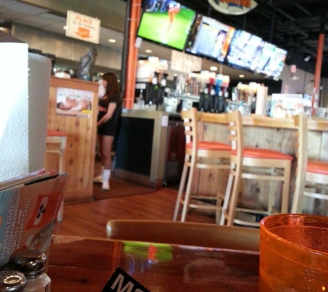 Hooters - Mesa, AZ