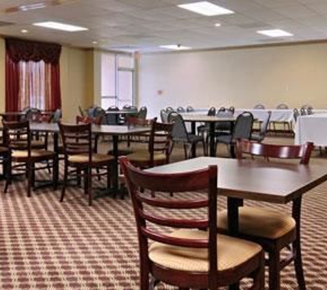 Days Inn - Conneaut, OH