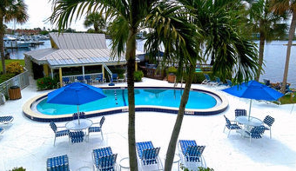 Charter Club Resort of Naples Bay - Naples, FL