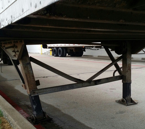 CDH Truck and Trailer Repair - Crowley, TX. repair landing legs