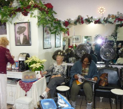 Foxy Lady Beauty Salon - Claremont, CA