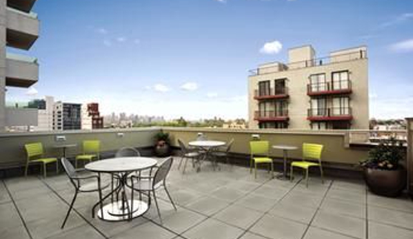 Home2 Suites by Hilton New York Long Island City/ Manhattan View, NY - Long Island City, NY