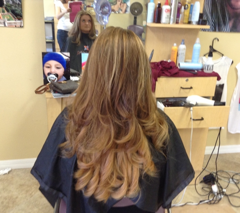 ZZ Styling Salon - Tampa, FL