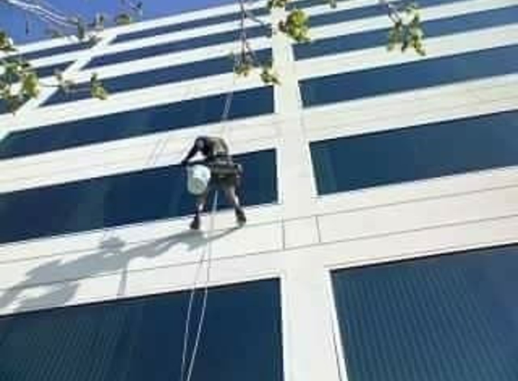 B K Window Cleaning - Oxnard, CA