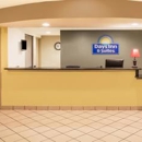 Days Inn & Suites by Wyndham Thibodaux - Motels