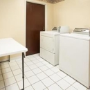 Travelodge by Wyndham Fort Myers Airport - Hotels