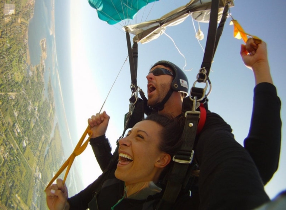 Long Island Skydiving Center - Shirley, NY