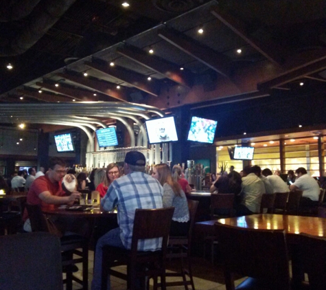 Yard House - San Antonio, TX