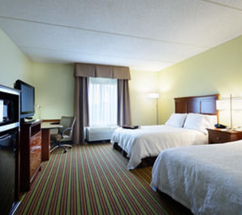 Hampton Inn & Suites Frederick-Fort Detrick - Frederick, MD