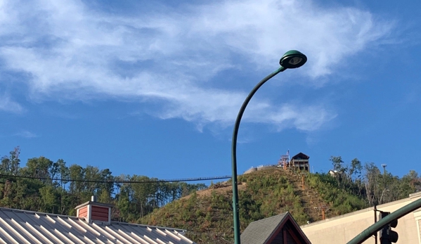 Sky Lift Weddings - Gatlinburg, TN