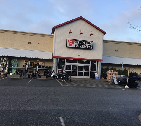 Tractor Supply Co - Hillsborough, NC