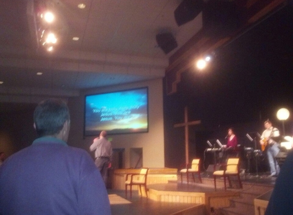 Rainier View Christian Church - Tacoma, WA