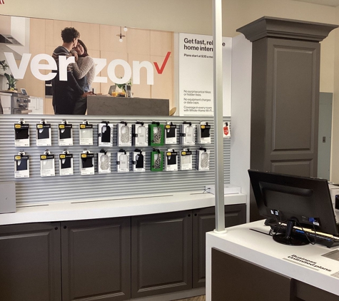 Verizon - Belfast, ME