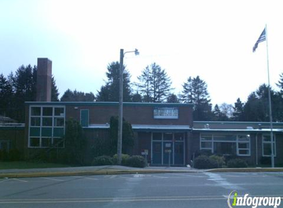 Oceanlake Elementary School - Lincoln City, OR