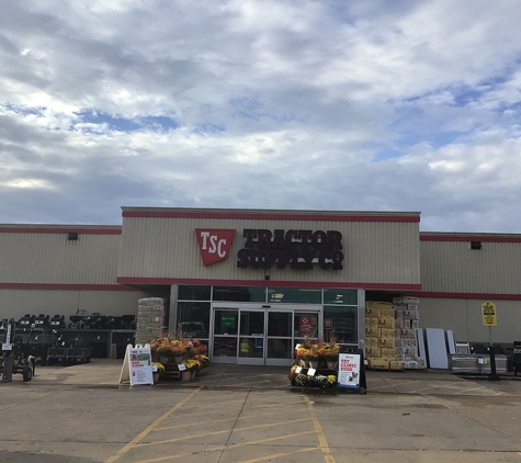 Tractor Supply Co - Moore, OK