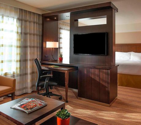 Courtyard by Marriott Los Angeles Woodland Hills - Woodland Hills, CA