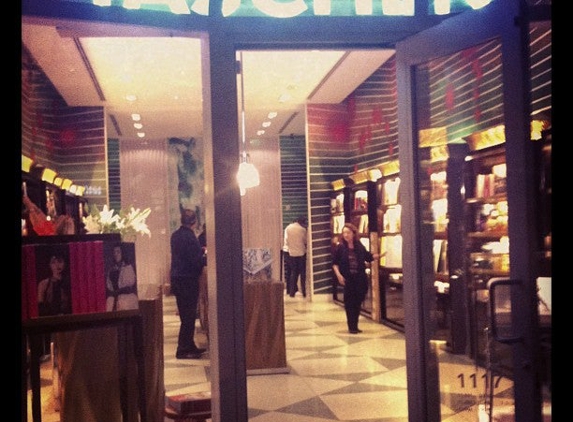 Taschen America - Miami Beach, FL